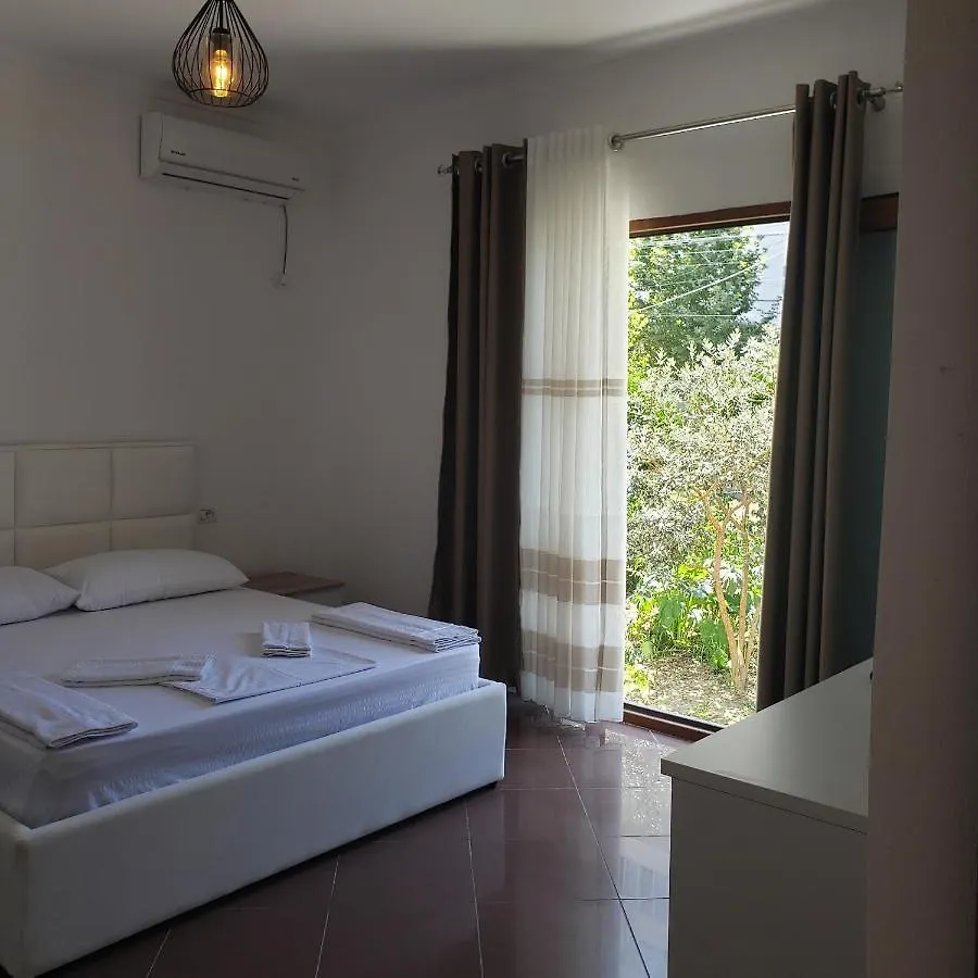 Apartment Pomegranates & Olives Guesthouse Durres Albania